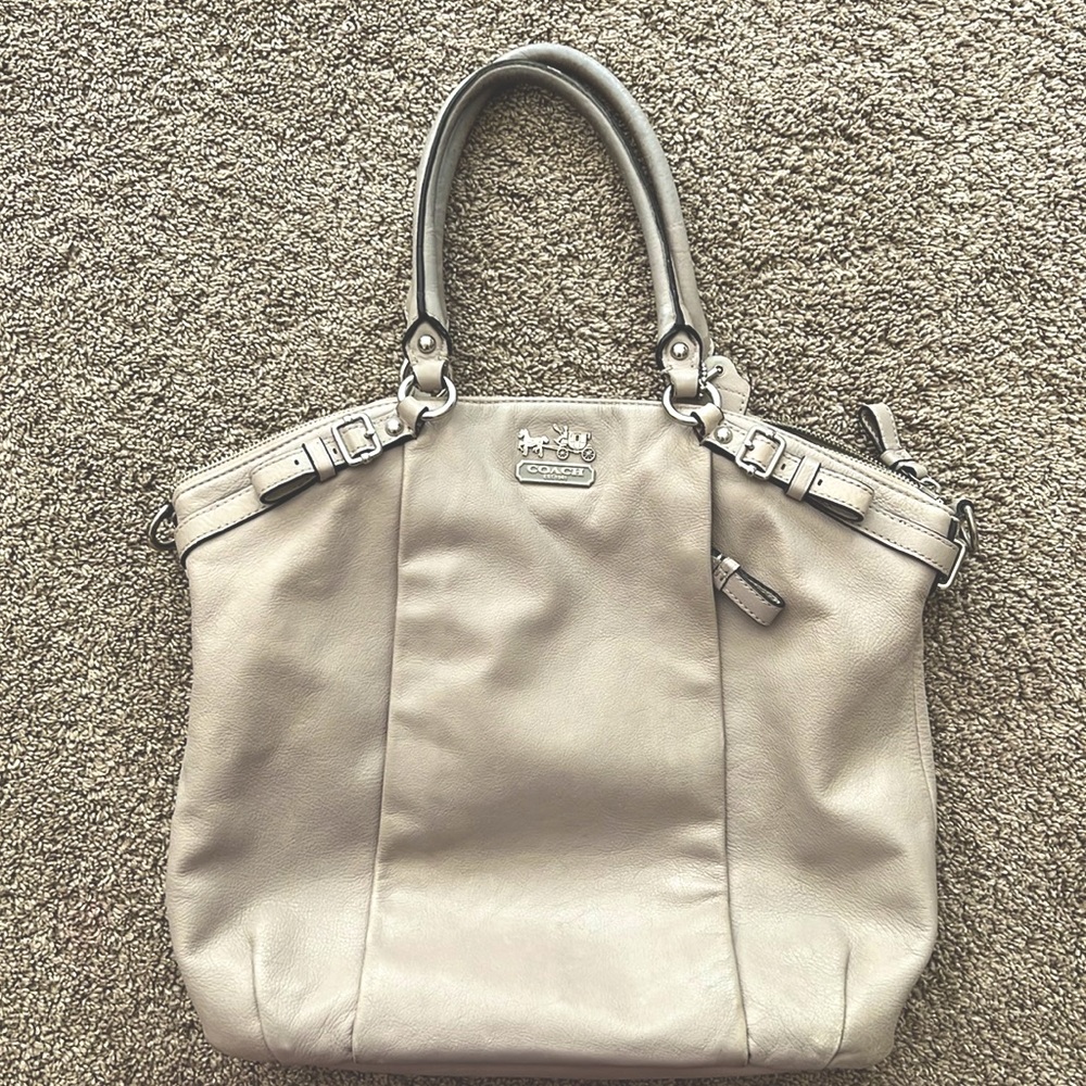 Coach Madison Lindsey satchel
